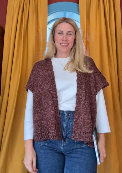 Book Reader Cardi